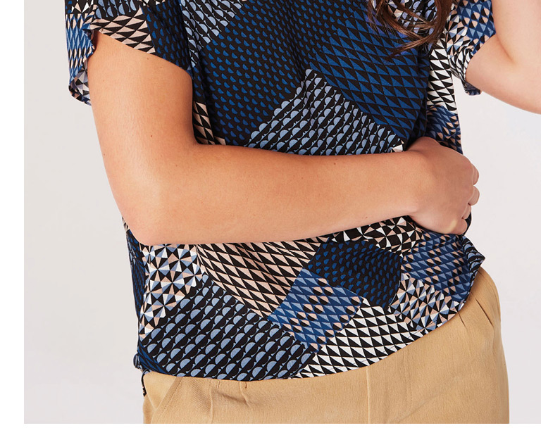 Geometric Patchwork Textured T-Shirt